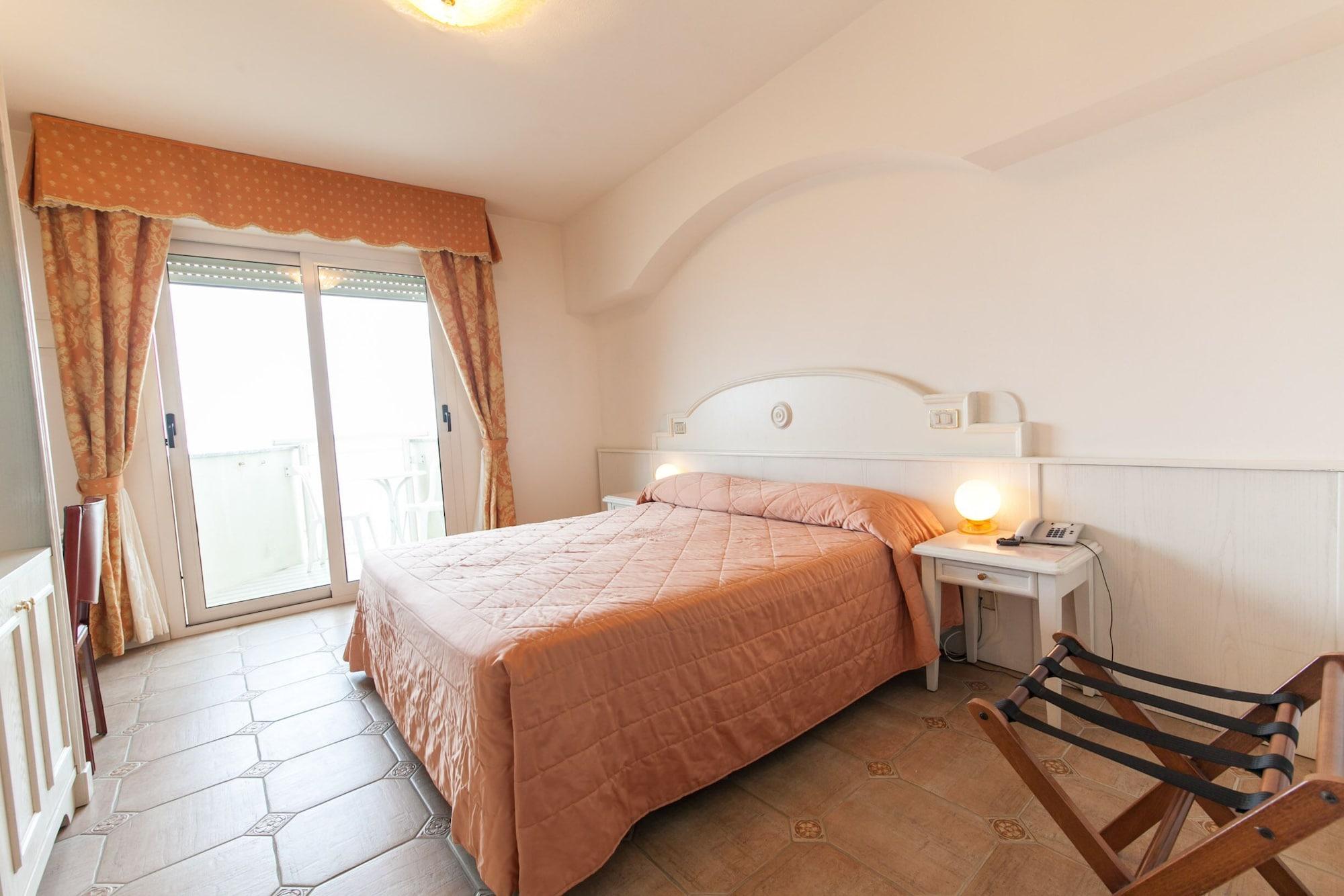 Universal Hotel Cervia Exterior foto